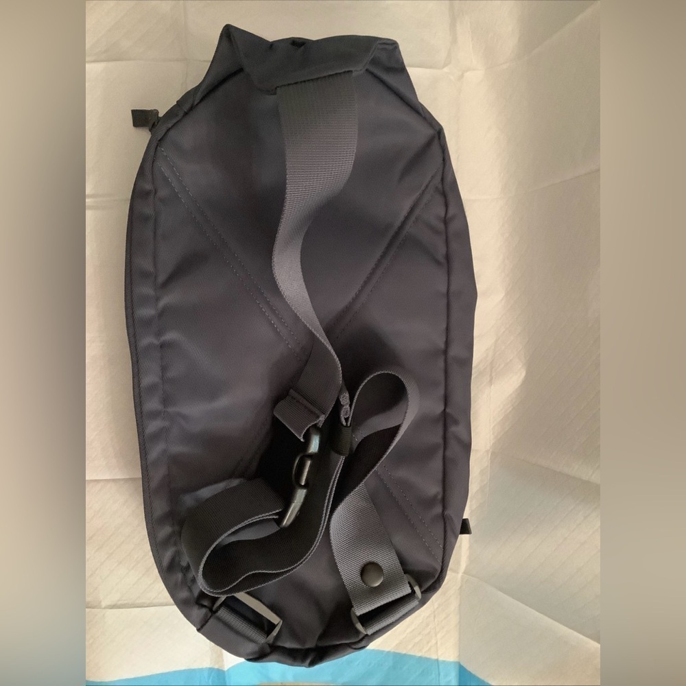 NOT4SALE. Timbuk2 Vapor Sling Crossbody Unisex Bag Granite - Picture 8 of 9